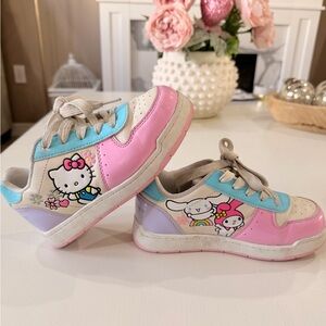 Hello Kitty Shoes